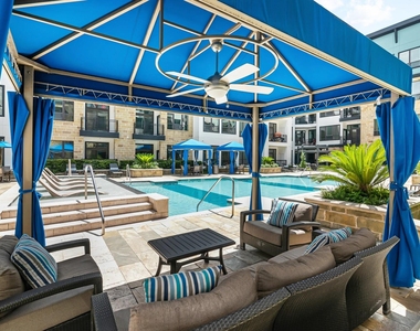 1616 W Dallas Street - Photo Thumbnail 16