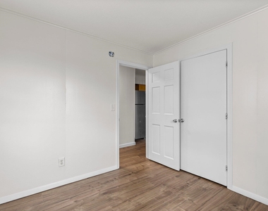 497 Winnacunnet - Photo Thumbnail 14