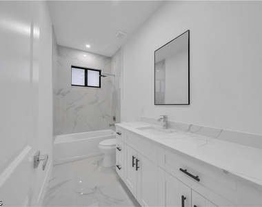 5003 2nd Street W - Photo Thumbnail 10