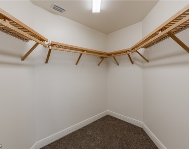 2745 1st Street - Photo Thumbnail 13