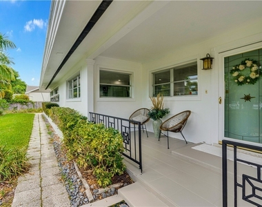 1331 Almeria Avenue - Photo Thumbnail 27
