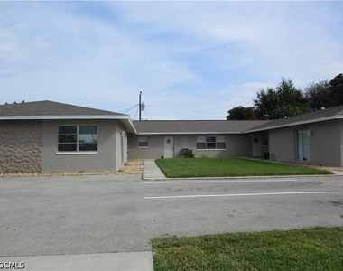 3715 Se 9th Place - Photo Thumbnail 10
