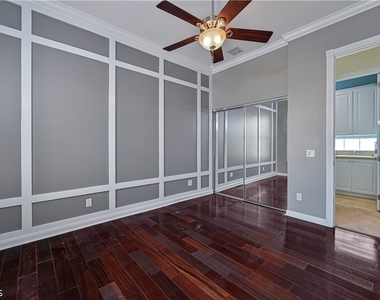 7804 Orvieto Court - Photo Thumbnail 32
