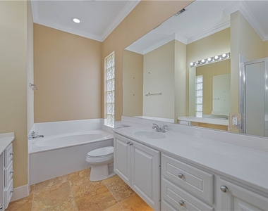 7804 Orvieto Court - Photo Thumbnail 24
