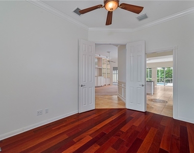 7804 Orvieto Court - Photo Thumbnail 20
