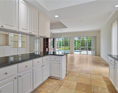 7804 Orvieto Court - Photo Thumbnail 17