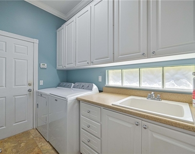 7804 Orvieto Court - Photo Thumbnail 34