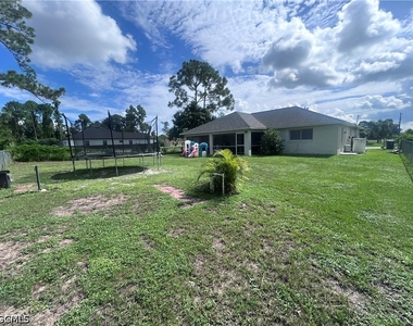 1115 Anza Avenue - Photo Thumbnail 10