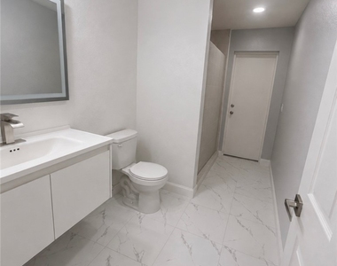 1115 Anza Avenue - Photo Thumbnail 8