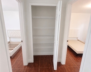 1115 Anza Avenue - Photo Thumbnail 6