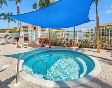 15585 Ocean Walk Circle - Photo Thumbnail 9
