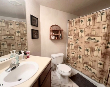 15585 Ocean Walk Circle - Photo Thumbnail 2