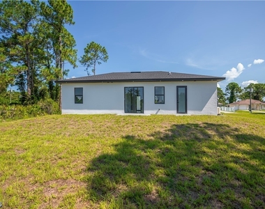 3123 69th Street W - Photo Thumbnail 43