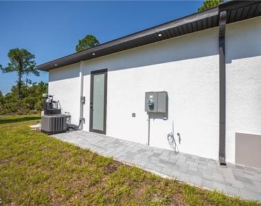3123 69th Street W - Photo Thumbnail 46
