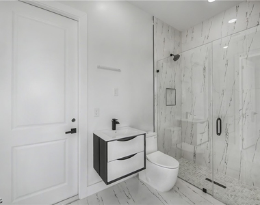 3123 69th Street W - Photo Thumbnail 14