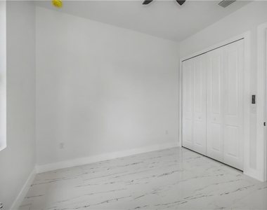 3123 69th Street W - Photo Thumbnail 20
