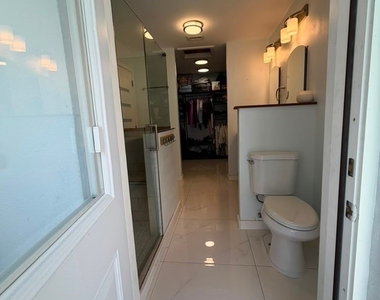 2267 Aldridge Avenue - Photo Thumbnail 1