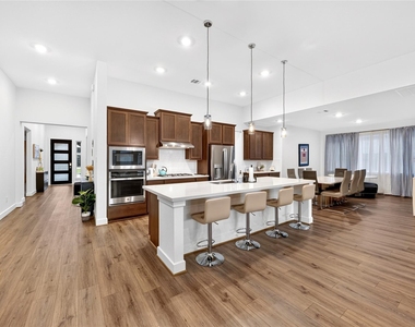 9407 Sweet Palm Street - Photo Thumbnail 11