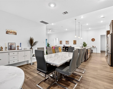 9407 Sweet Palm Street - Photo Thumbnail 18
