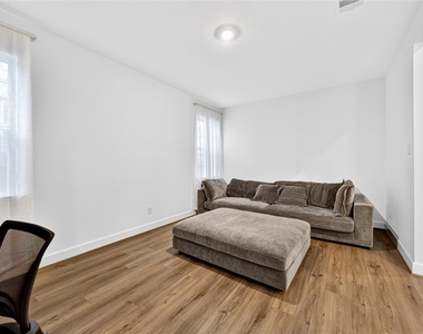 9407 Sweet Palm Street - Photo Thumbnail 25