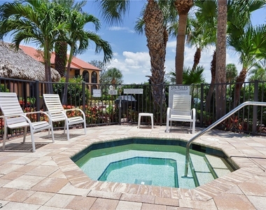 5510 Sw 4th Place - Photo Thumbnail 18