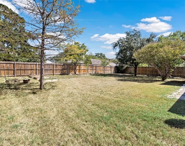 2920 Mirrormere Circle - Photo Thumbnail 29