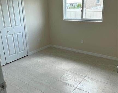 1609 Savona Parkway W - Photo Thumbnail 12