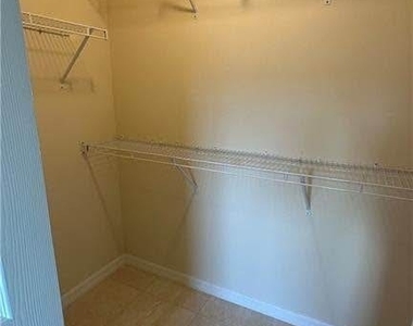 1609 Savona Parkway W - Photo Thumbnail 9