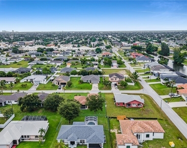 2724 Sw 2nd Avenue - Photo Thumbnail 36