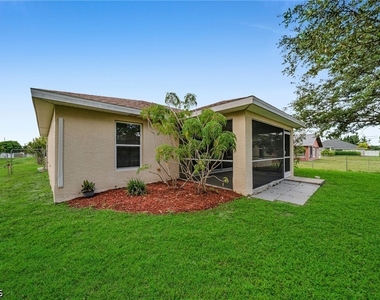 2724 Sw 2nd Avenue - Photo Thumbnail 31