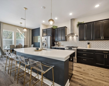 1415 Biondo Way - Photo Thumbnail 5