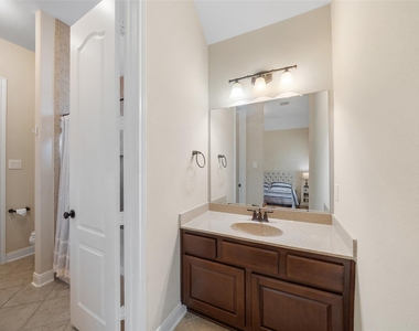 34 Danby Place - Photo Thumbnail 8