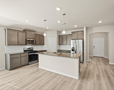1164 Kennesaw Drive - Photo Thumbnail 7