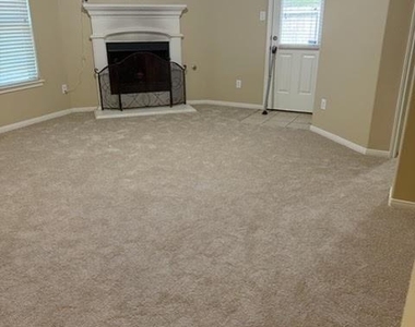 17118 Bedford Peak Ct - Photo Thumbnail 7