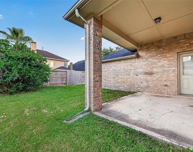 28207 Chalet Park Drive - Photo Thumbnail 35