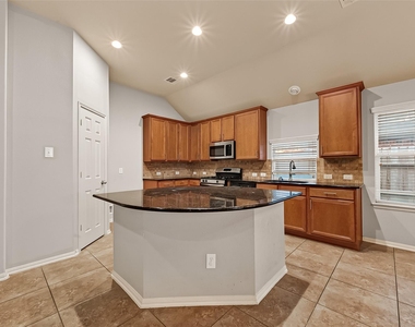 28207 Chalet Park Drive - Photo Thumbnail 11
