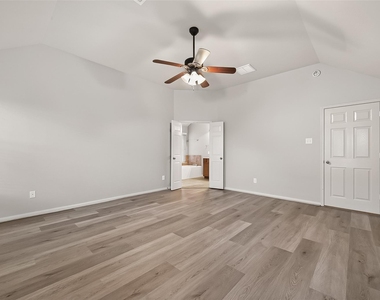 28207 Chalet Park Drive - Photo Thumbnail 20