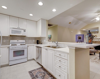 10 Stone Creek Place - Photo Thumbnail 5