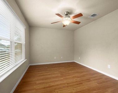 16803 Crestmont - Photo Thumbnail 14