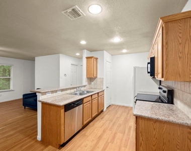16803 Crestmont - Photo Thumbnail 9