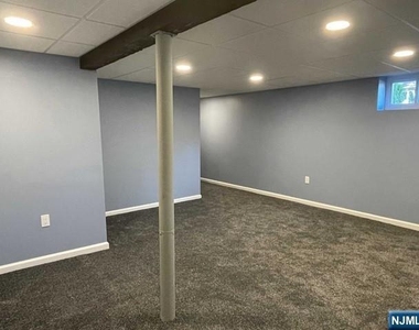 58 Hastings - Photo Thumbnail 26
