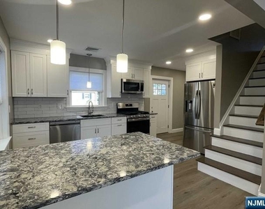58 Hastings - Photo Thumbnail 2