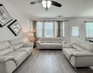 3 Fairlee Court - Photo Thumbnail 5