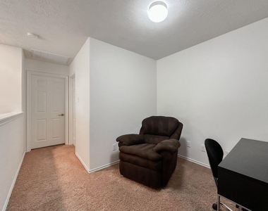 3 Fairlee Court - Photo Thumbnail 19