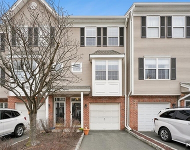 55 Greenbrook - Photo Thumbnail 27