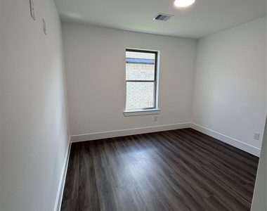 13122 Lake Conroe Bay Road - Photo Thumbnail 17
