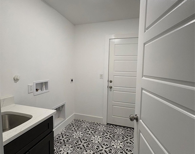 13122 Lake Conroe Bay Road - Photo Thumbnail 15
