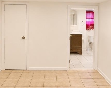 233 Jackson - Photo Thumbnail 2