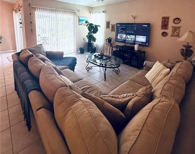 333 37th Avenue Nw - Photo Thumbnail 7