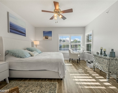 6855 Satinleaf Road S - Photo Thumbnail 17
